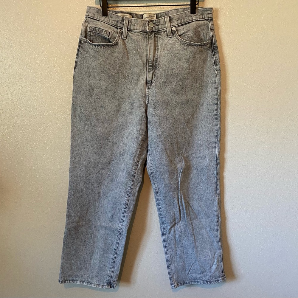 Universal Thread Vintage Straight Jeans